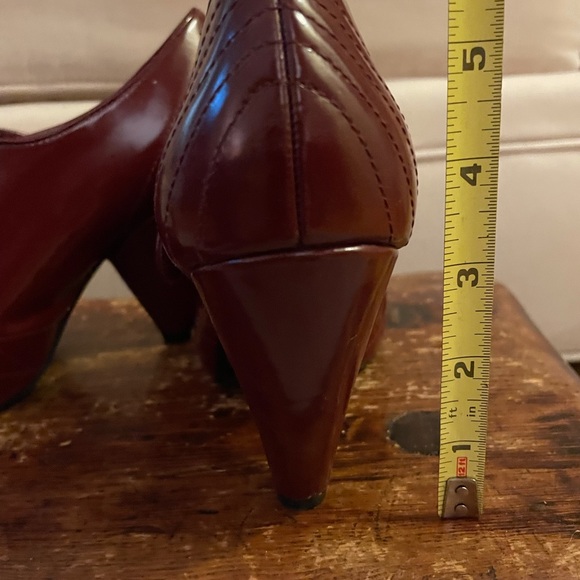 Vince Camuto Red Size 6 - Picture 5 of 6